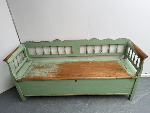 THE BEST EVER PAINTED GREEN EARLY GEORGIAN ORIGINAL HUNGARIAN 3 SEATER BENCH - ADDITIONAL PHOTO 4