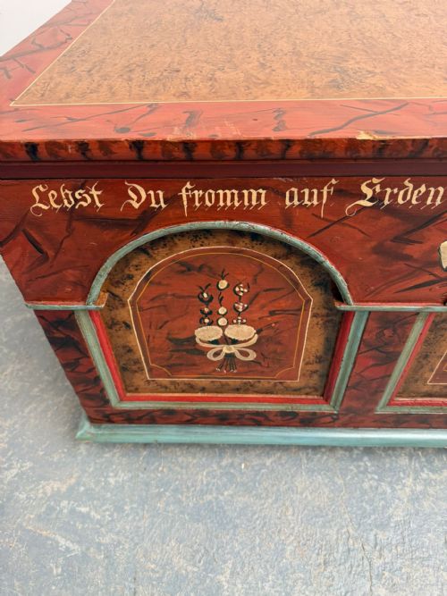 ORIGINALLY PAINTED ANTIQUE OLD PINE GENUINE HUNGARIAN LARGE BOX - ADDITIONAL PHOTO 6