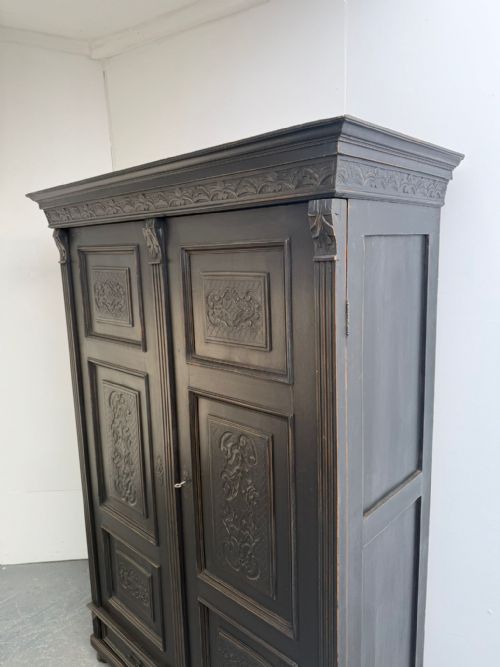 A GENUINE HUNGARIAN 1 PIECE PAINTED BLACK PINE OAK HALL WARDROBE - ADDITIONAL PHOTO 1