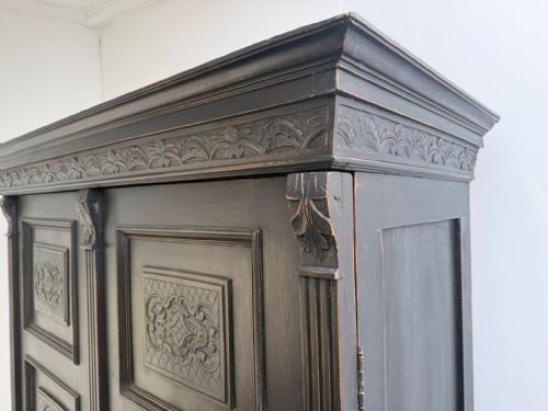 A GENUINE HUNGARIAN 1 PIECE PAINTED BLACK PINE OAK HALL WARDROBE - ADDITIONAL PHOTO 7