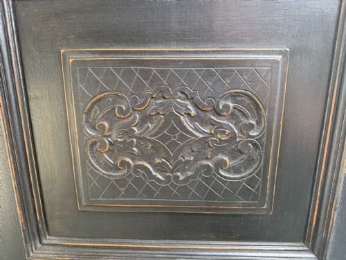 A GENUINE HUNGARIAN 1 PIECE PAINTED BLACK PINE OAK HALL WARDROBE - ADDITIONAL PHOTO 8