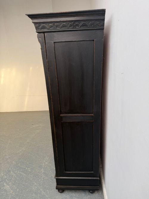 A GENUINE HUNGARIAN 1 PIECE PAINTED BLACK PINE OAK HALL WARDROBE - ADDITIONAL PHOTO 10