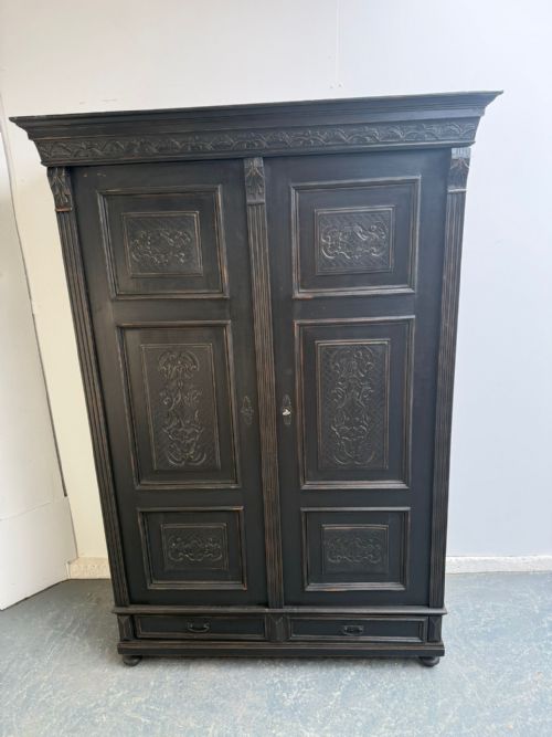 A GENUINE HUNGARIAN 1 PIECE PAINTED BLACK PINE OAK HALL WARDROBE - ADDITIONAL PHOTO 11
