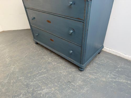 A HUGE PAINTED BLUE ANTIQUE PINE GENUINE VICTORIAN HUNGARIAN CHEST OF DRAWERS - ADDITIONAL PHOTO 2