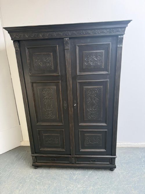 A BEAUTIFUL HUNGARIAN 1 PIECE PAINTED BLACK PINE OAK HALL WARDROBE - ADDITIONAL PHOTO 11