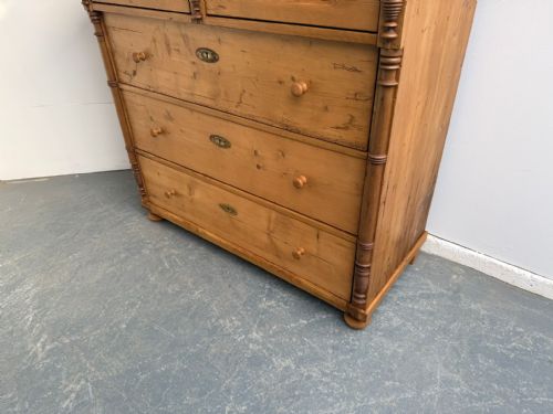 A HUGE ANTIQUE OLD PINE GENUINE VICTORIAN HUNGARIAN 5 DRAWER CHEST OF DRAWERS - ADDITIONAL PHOTO 1