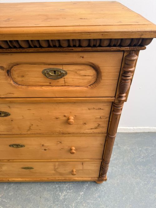 A HUGE ANTIQUE OLD PINE GENUINE VICTORIAN HUNGARIAN 5 DRAWER CHEST OF DRAWERS - ADDITIONAL PHOTO 6