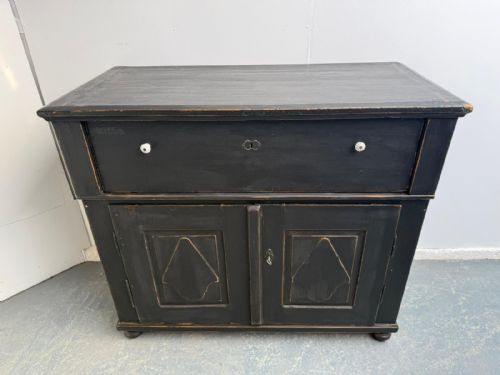 A GENUINE HUNGARIAN 2 DOOR PAINTED BLACK VICTORIAN DRESSER BASE - ADDITIONAL PHOTO 10