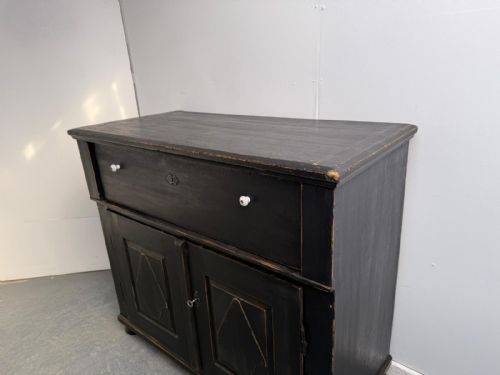 A GENUINE HUNGARIAN 2 DOOR PAINTED BLACK VICTORIAN DRESSER BASE - ADDITIONAL PHOTO 1