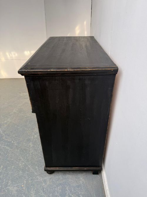 A GENUINE HUNGARIAN 2 DOOR PAINTED BLACK VICTORIAN DRESSER BASE - ADDITIONAL PHOTO 4