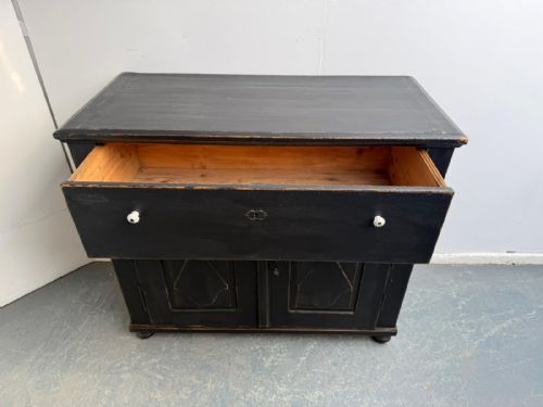 A GENUINE HUNGARIAN 2 DOOR PAINTED BLACK VICTORIAN DRESSER BASE - ADDITIONAL PHOTO 6