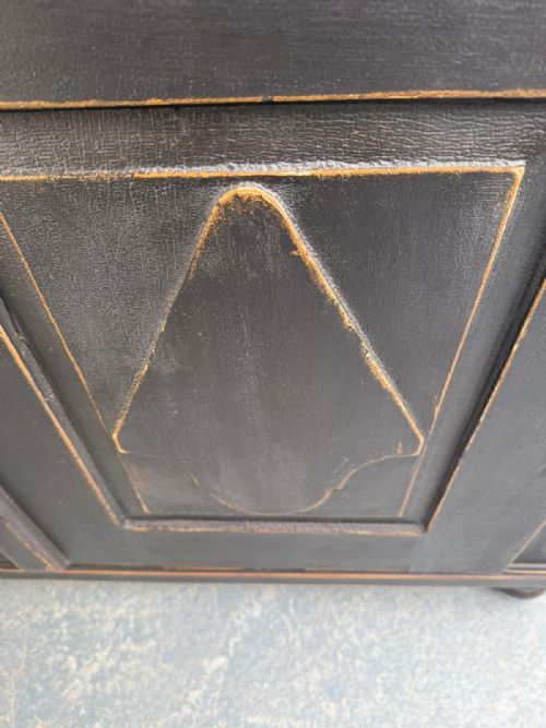 A GENUINE HUNGARIAN 2 DOOR PAINTED BLACK VICTORIAN DRESSER BASE - ADDITIONAL PHOTO 9