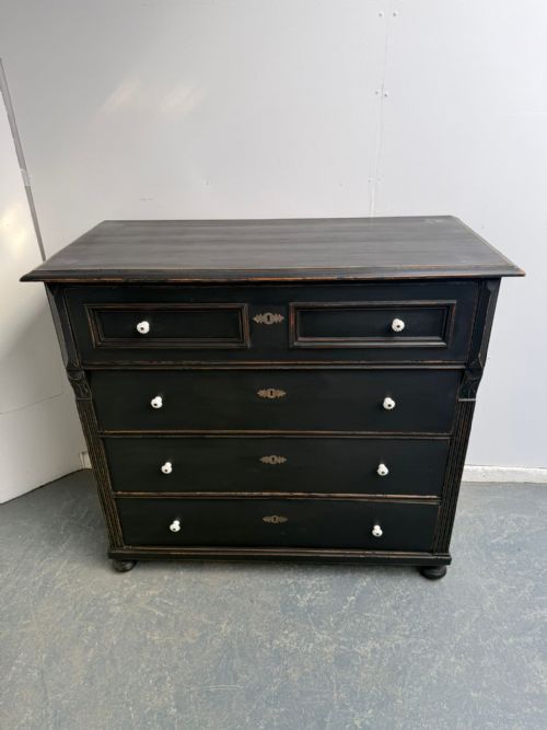A MINT CLEAN ANTIQUE PINE HUNGARIAN VICTORIAN PAINTED BLACK CHEST OF DRAWERS - ADDITIONAL PHOTO 3