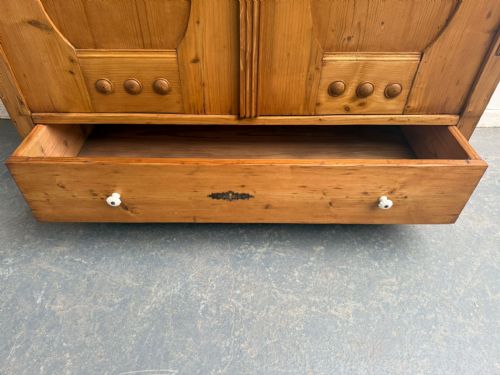 A LOVELY WAXED GENUINE HUNGARIAN VICTORIAN 1 PIECE 2 DOOR HALL WARDROBE - ADDITIONAL PHOTO 6