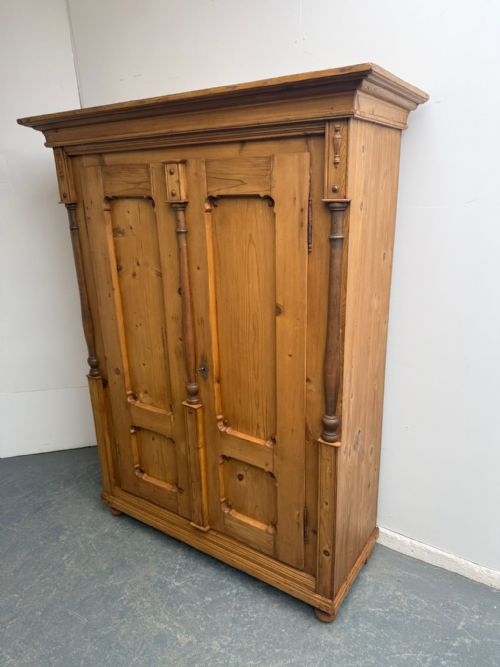 A SUPERB WAXED GENUINE HUNGARIAN GEORGIAN 1 PIECE 2 DOOR HALL WARDROBE