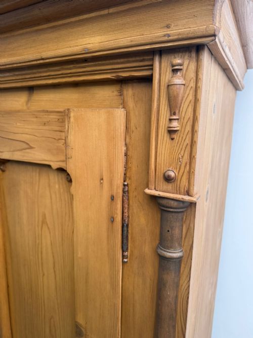 A SUPERB WAXED GENUINE HUNGARIAN GEORGIAN 1 PIECE 2 DOOR HALL WARDROBE - ADDITIONAL PHOTO 10
