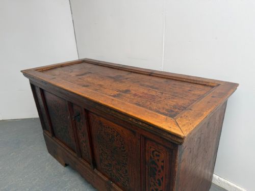 A GENUINE HUNGARIAN REGENCY MASSIVE ORIGINALLY PAINTED COFFER BOX - ADDITIONAL PHOTO 1
