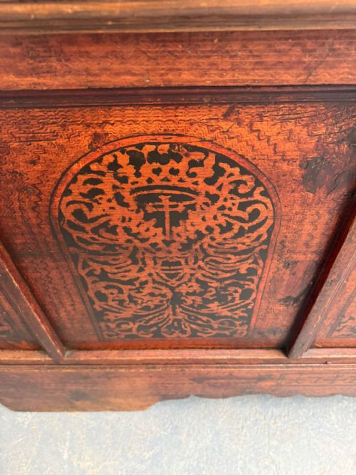 A GENUINE HUNGARIAN REGENCY MASSIVE ORIGINALLY PAINTED COFFER BOX - ADDITIONAL PHOTO 5