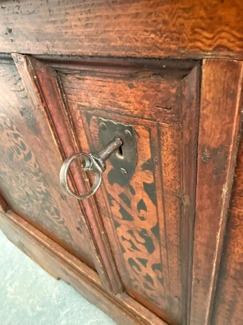 A GENUINE HUNGARIAN REGENCY MASSIVE ORIGINALLY PAINTED COFFER BOX - ADDITIONAL PHOTO 12