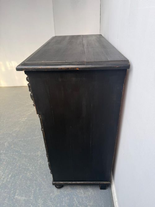 MASSIVE ANTIQUE PINE HUNGARIAN VICTORIAN PAINTED BLACK 5 DRAWER CHEST OF DRAWERS - ADDITIONAL PHOTO 3