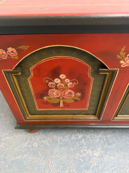 A PRETTY PAINTED ANTIQUE OLD PINE GENUINE HUNGARIAN SMALL BOX - ADDITIONAL PHOTO 5