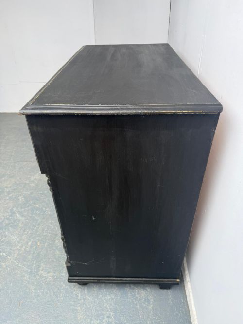 A MINT CLEAN PAINTED BLACK ORIGINAL HUNGARIAN 4DRAWER VICTORIAN CHEST OF DRAWERS - ADDITIONAL PHOTO 2