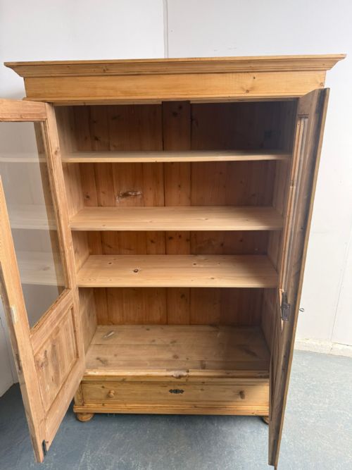 A VICTORIAN ANTIQUEOLD PINE 2 DOOR WAXED GLAZED DISPLAY CABINET - ADDITIONAL PHOTO 8