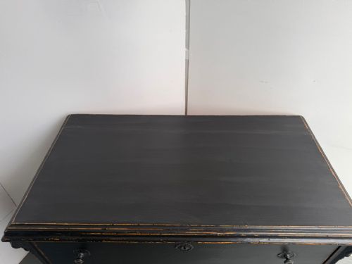 A RARE ORIGINAL HUNGARIAN GEORGIAN PINE BLACK 3 DRAWER CHEST OF DRAWERS - ADDITIONAL PHOTO 8