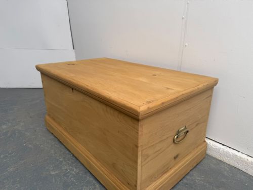 A CUTE LOVELY WAXED ANTIQUE OLD PINE VICTORIAN BOX - ADDITIONAL PHOTO 3