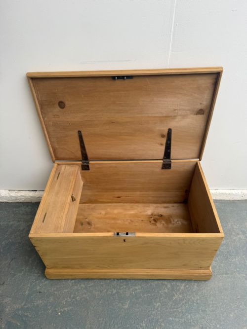 A CUTE LOVELY WAXED ANTIQUE OLD PINE VICTORIAN BOX - ADDITIONAL PHOTO 7