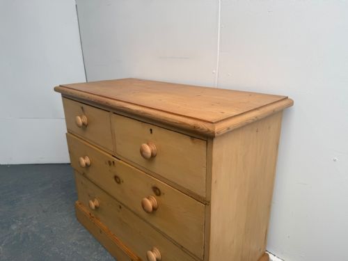 A MINT CLEAN WAXED ANTIQUE OLD PINE VICTORIAN 4 DRAWER CHEST OF DRAWERS - ADDITIONAL PHOTO 6
