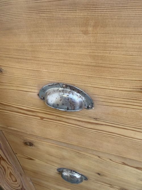 A SUPERBLY FITTED VICTORIAN ANTIQUEOLD PINE STORAGE CUPBOARD TO WAXPAINT - ADDITIONAL PHOTO 11