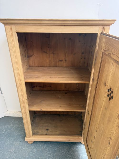 A MINT CLEAN VICTORIAN ANTIQUEOLD PINE 1 DOOR KITCHEN CUPBOARD TO WAXPAINT - ADDITIONAL PHOTO 7