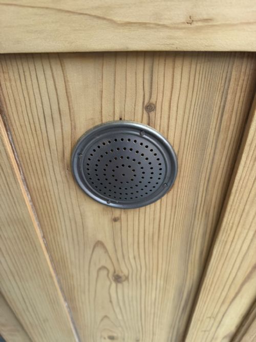 A FANTASTIC VICTORIAN ANTIQUEOLD PINE VENTED KITCHEN CUPBOARD TO WAXPAINT - ADDITIONAL PHOTO 5