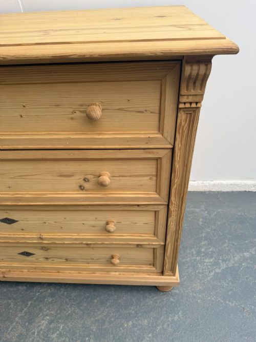 AN AMAZING EXTRA LARGE ANTIQUE PINE VICTORIAN 4 DRAWER CHEST OF DRAWERS TO WAXPAINT - ADDITIONAL PHOTO 3