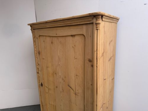 A MINT CLEAN WIDE VICTORIAN ANTIQUE OLD PINE STORAGE CUPBOARD TO WAXPAINT - ADDITIONAL PHOTO 1