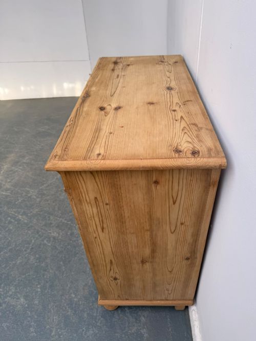 A CRACKING VICTORIAN ANTIQUEOLD PINE 2 DOOR KITCHEN DRESSER BASE TO WAXPAINT - ADDITIONAL PHOTO 2