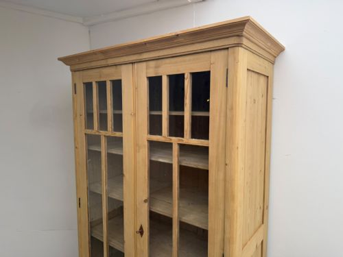A HUGE VICTORIAN ANTIQUE OLD PINE GLAZED DISPLAY CABINET TO WAX PAINT - ADDITIONAL PHOTO 1