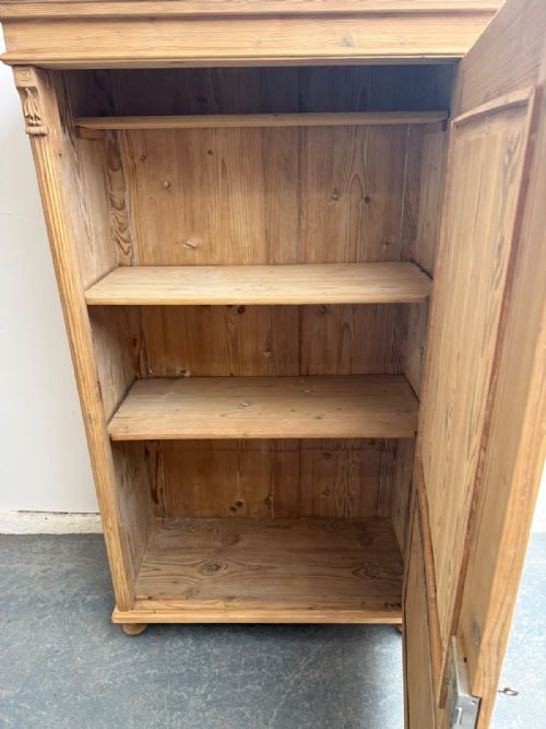 A MINT CLEAN ANTIQUE OLD PINE VICTORIAN LOW WIDE 1 DOOR CUPBOARD TO WAXPAINT - ADDITIONAL PHOTO 8