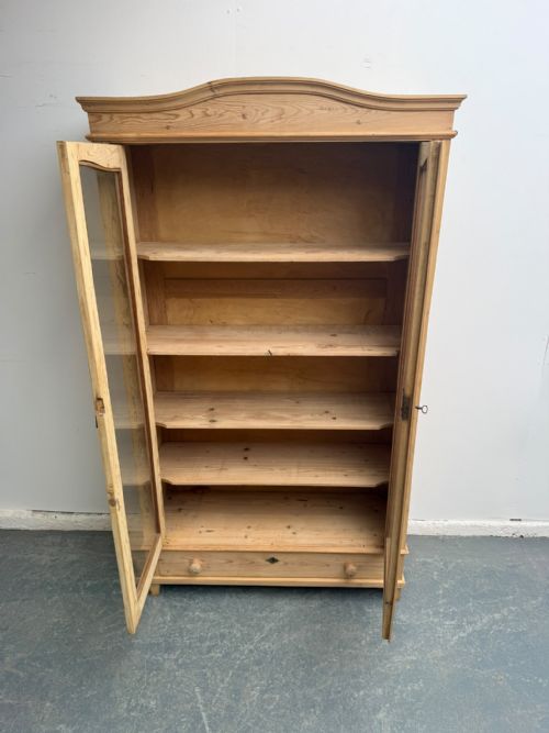 A FANTASTIC VICTORIAN ANTIQUE PINE 2 DOOR GLAZED BOOKCASE TO WAX PAINT - ADDITIONAL PHOTO 5