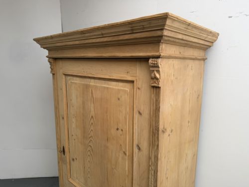 A LOVELY VICTORIAN ANTIQUE PINE 1 DOOR FIELDED STORAGE CUPBOARD TO WAXPAINT - ADDITIONAL PHOTO 8