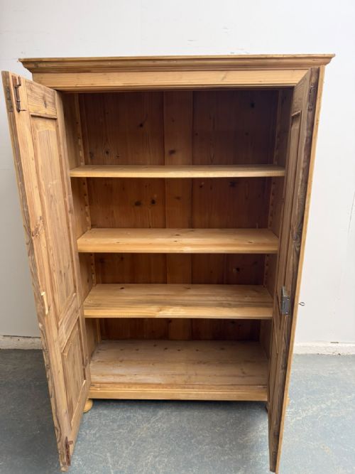AN AMAZING EARLY VICTORIAN ANTIQUE PINE ADJUSTABLE STORAGE CUPBOARD TO WAXPAINT - ADDITIONAL PHOTO 6