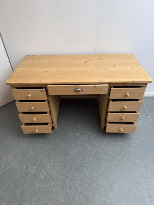 A TOP QUALITY ANTIQUE OLD PINE VICTORIAN 9 DRAWER LARGE DESK TO WAX PAINT - ADDITIONAL PHOTO 8