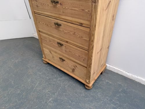 A SUPERB TALL NARROW ANTIQUE OLD PINE 5 DRAWER CHEST OF DRAWERS TO WAXPAINT - ADDITIONAL PHOTO 2
