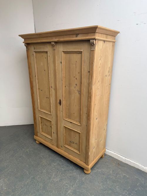 A MINT CLEAN VICTORIAN ANTIQUE OLD PINE 2 DOOR STORAGE CUPBOARD TO WAXPAINT