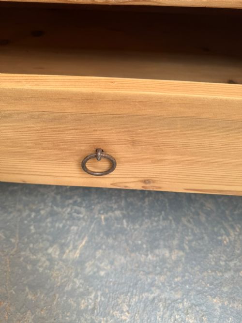 A FABULOUS VICTORIAN ANTIQUE PINE 2 DOOR ARCHED STORAGE CUPBOARD TO WAXPAINT - ADDITIONAL PHOTO 7