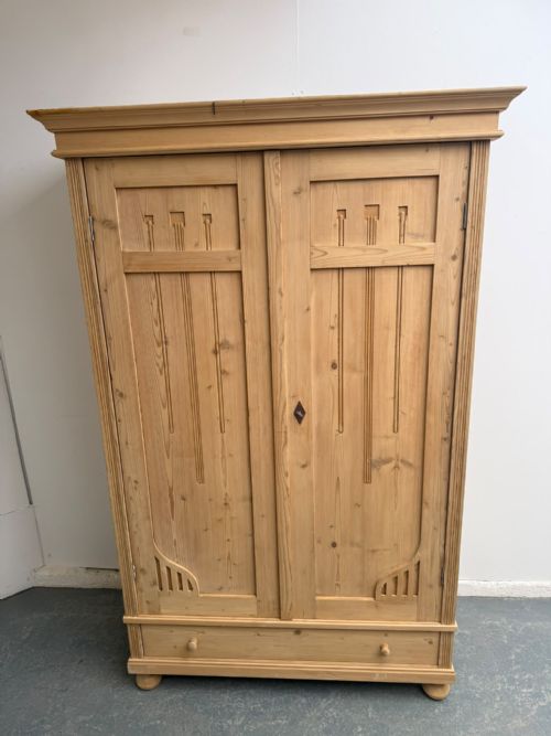 A SUPERB ARTS CRAFTS ANTIQUE OLD PINE 1 PIECE WARDROBE TO WAXPAINT - ADDITIONAL PHOTO 4