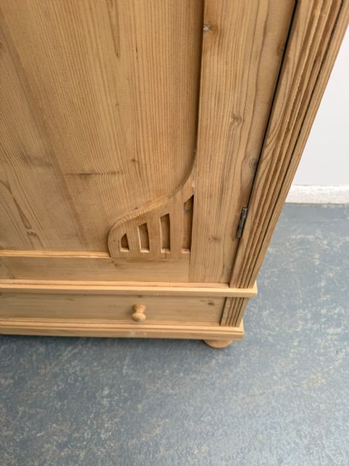 A SUPERB ARTS CRAFTS ANTIQUE OLD PINE 1 PIECE WARDROBE TO WAXPAINT - ADDITIONAL PHOTO 6