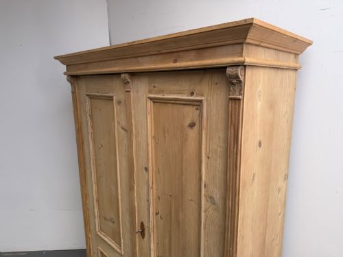 A MINT CLEAN VICTORIAN ANTIQUE OLD PINE 2 DOOR STORAGE CUPBOARD TO WAXPAINT - ADDITIONAL PHOTO 4