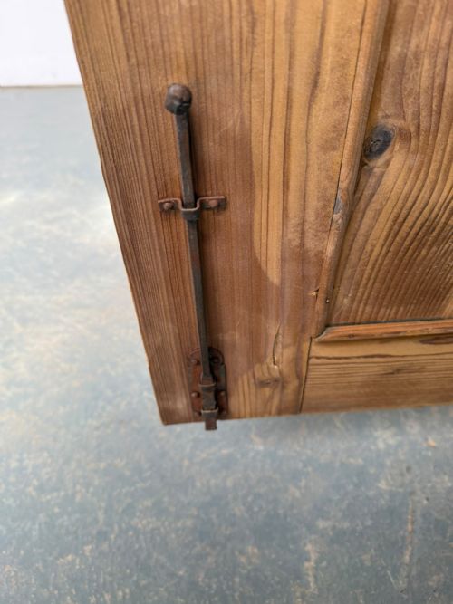 A MINT CLEAN VICTORIAN ANTIQUE OLD PINE 2 DOOR STORAGE CUPBOARD TO WAXPAINT - ADDITIONAL PHOTO 9